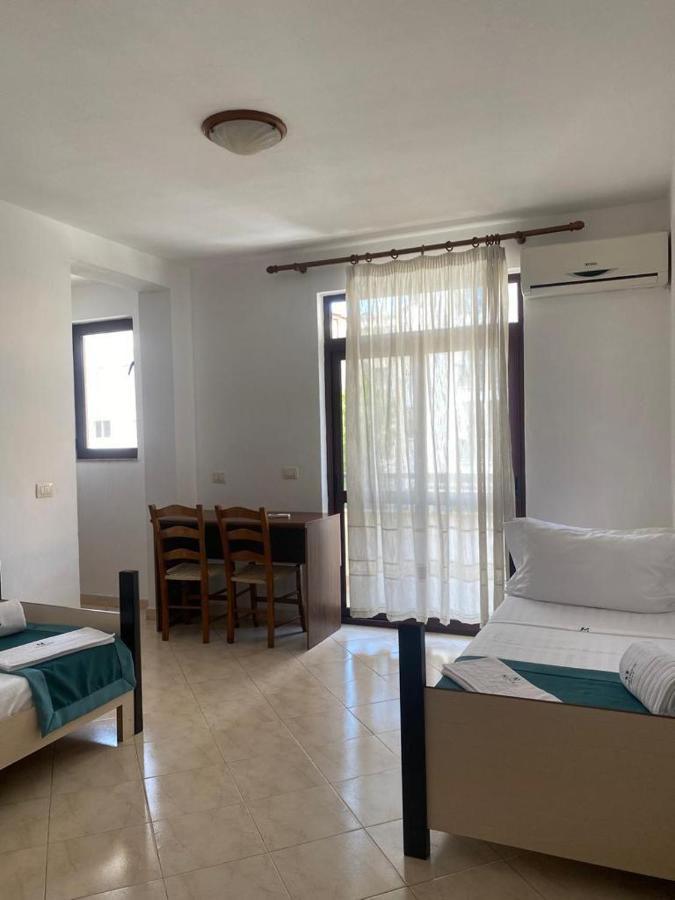 Appartments By Martiness Dıraç Dış mekan fotoğraf